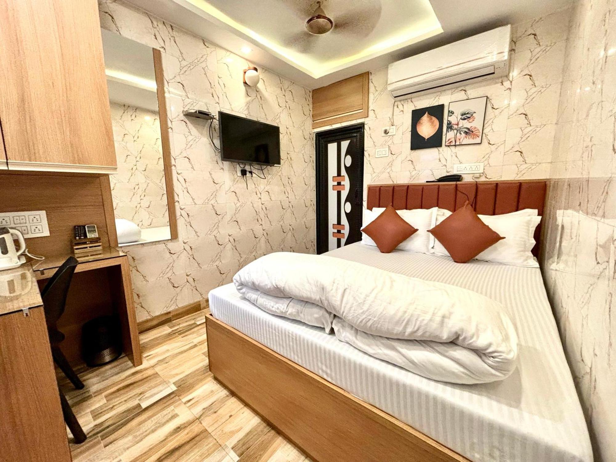 The City Of Joy Calcutta Extérieur photo